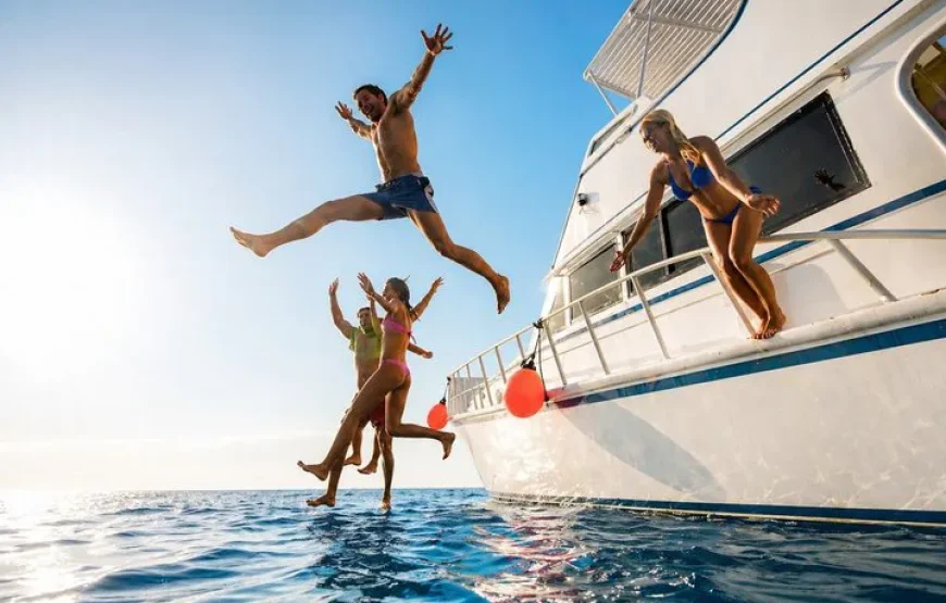 Boat trip& white island